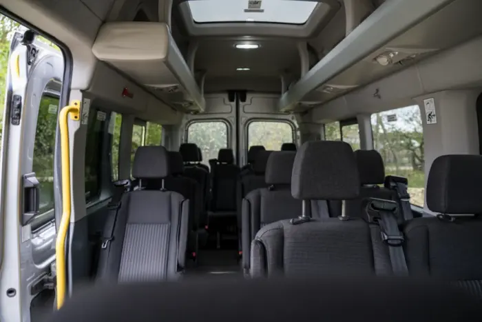 Ford transit 18 belső